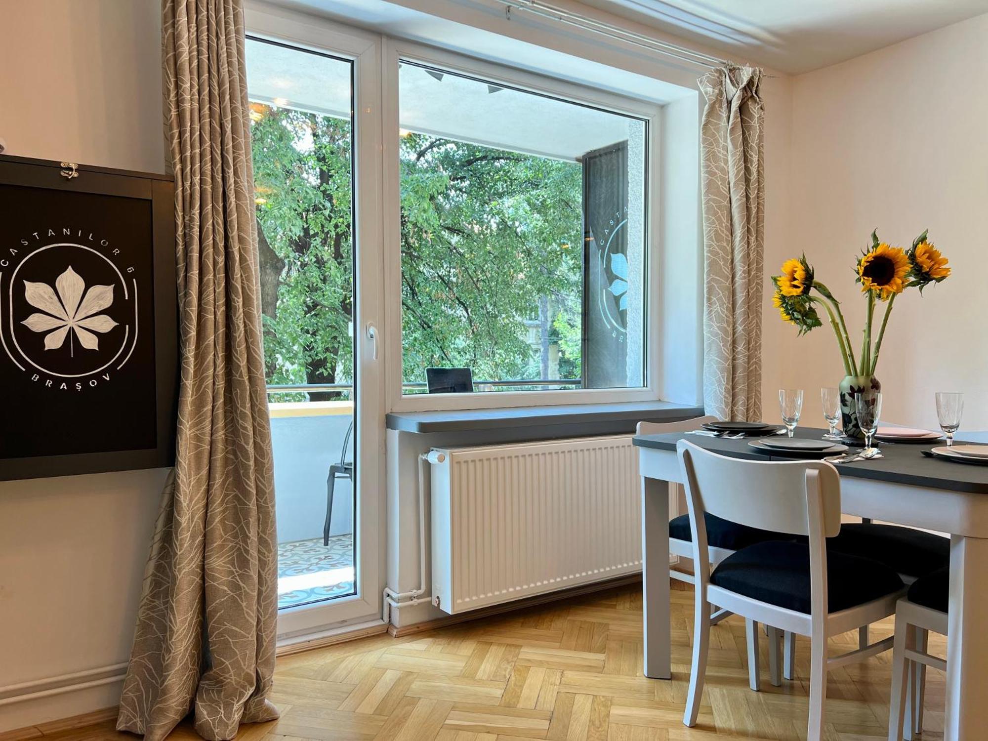 Castanilor 6 - Hip Industrial Apartment Close To City Centre Brasov Exterior photo